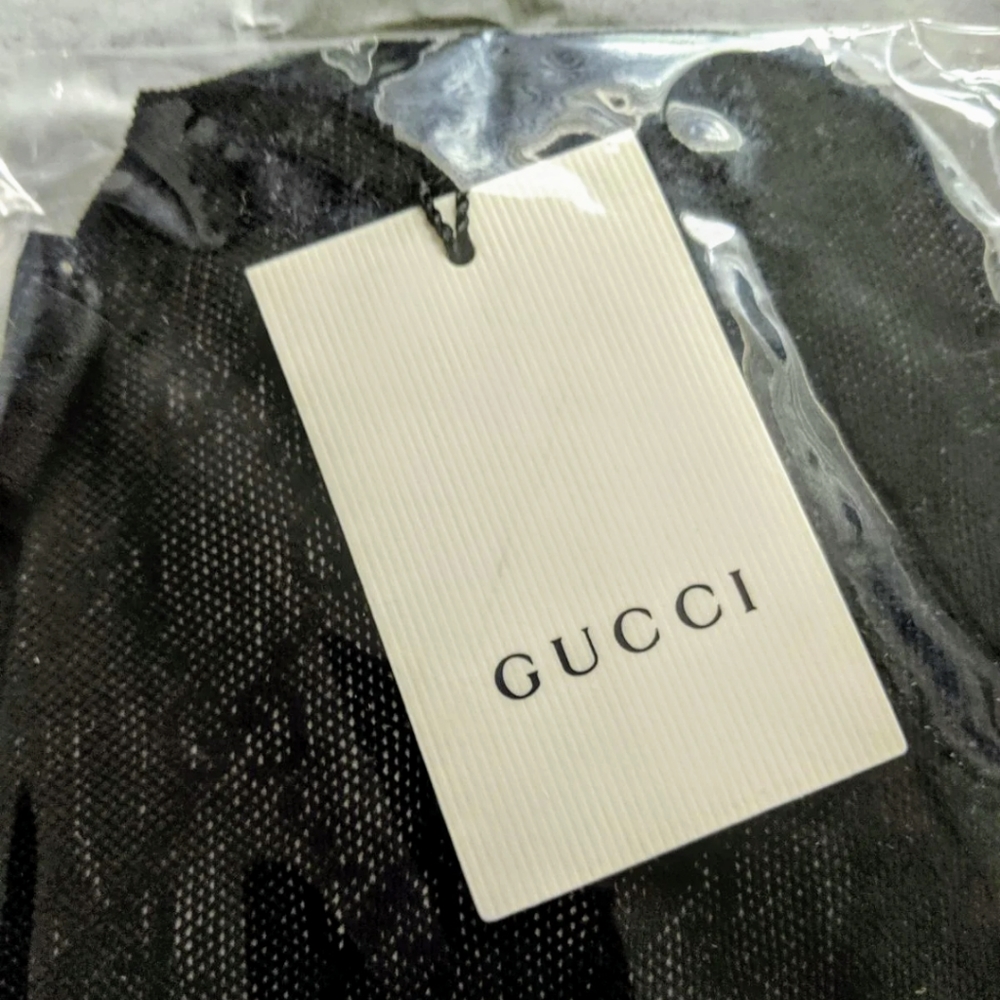 Gucci GG tights.